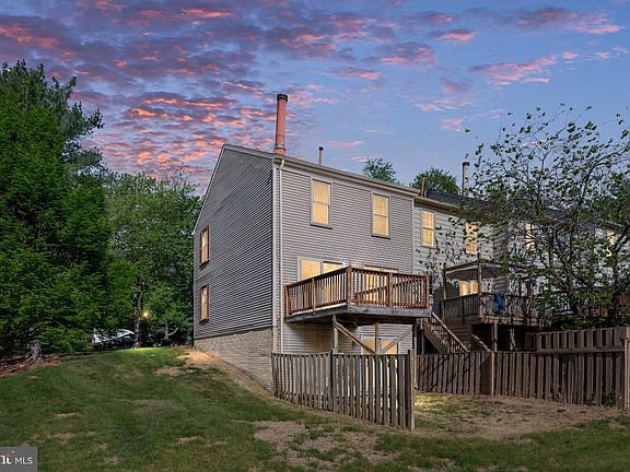 3rd image of 10701 Gideon Ct