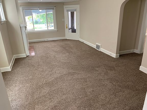4th image of 2051 Morrison Ave