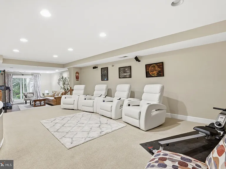 7715 Crossover Dr — Photo 58