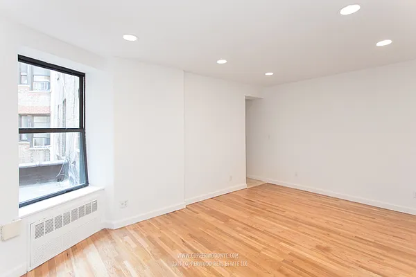 Rented by Copperwood Real Estate | media 15