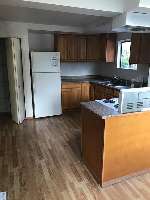 2nd image of 8602 12th Ave SW