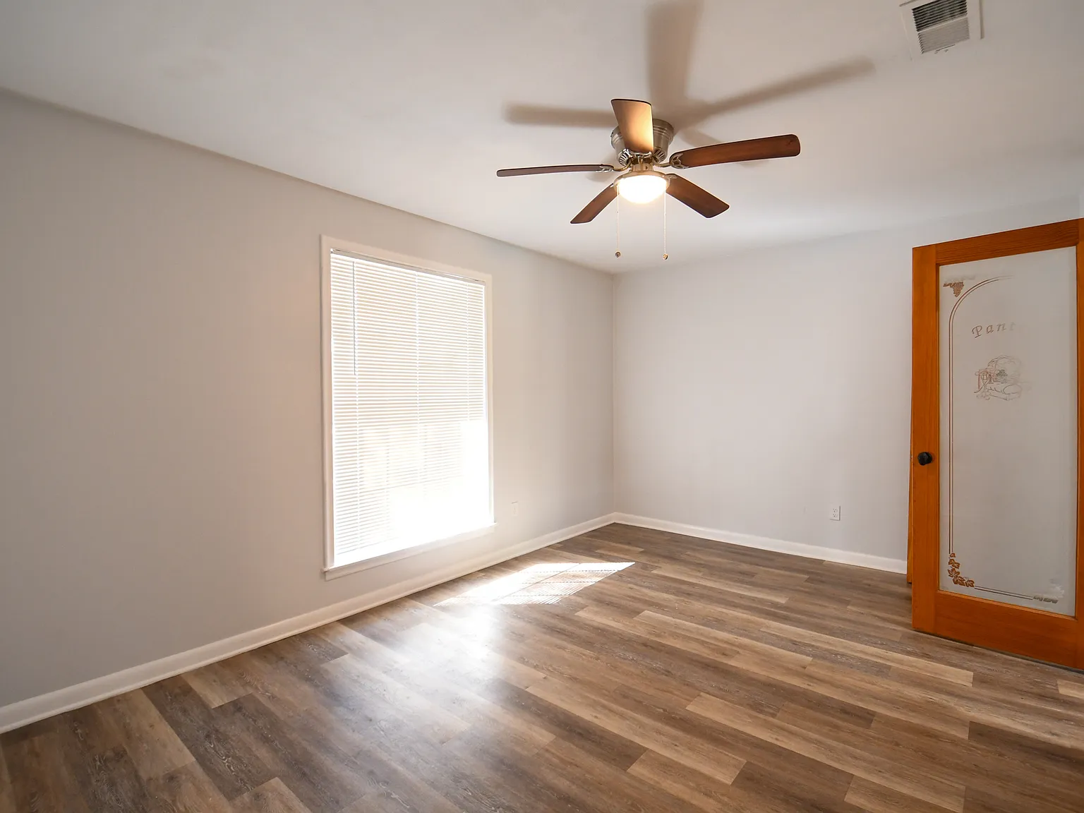 3534 Huntlee Drive - 1 — Photo 4
