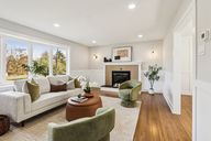 Welcome House Rd-S2910-011.jpg