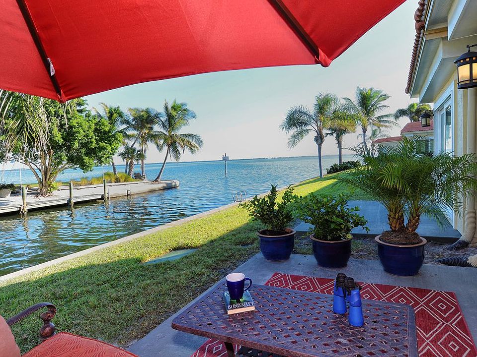 Waterfront Private Patio