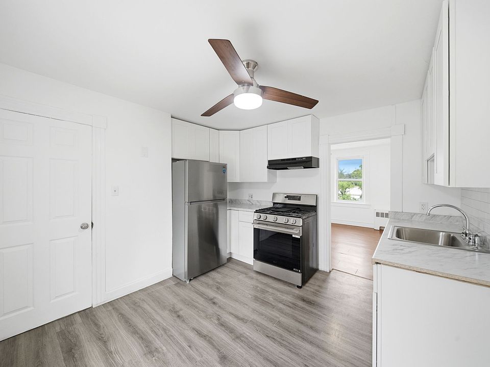 1st image of 63 Lincoln Ave Floor 2