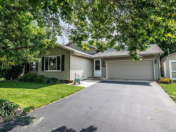 4th image of 15288 Chokecherry Ave