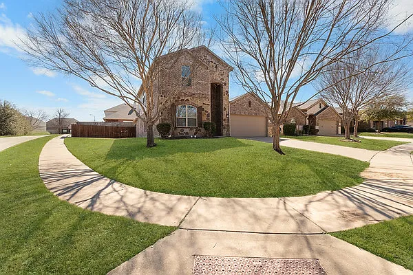 501 Wichita Trl — Photo 2