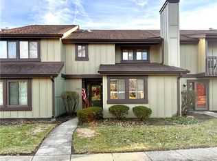 1454 Carriage Trace Blvd, Dayton, OH 45459