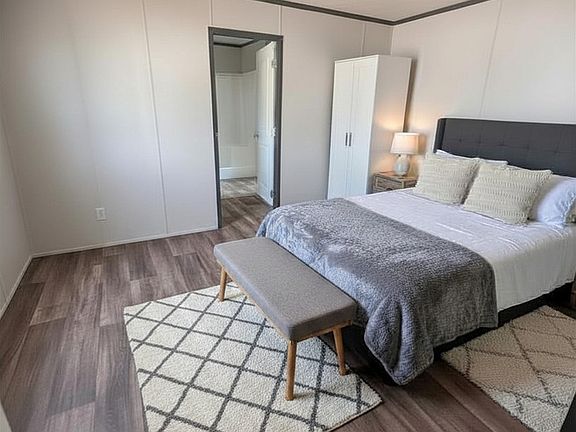 5th image of 605 N 20th St Space 52