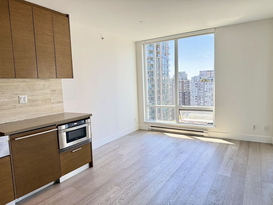 1st image of 535 Smithe St #2006