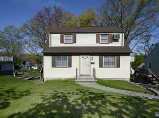 115 Elizabeth St, Oradell, NJ 07649