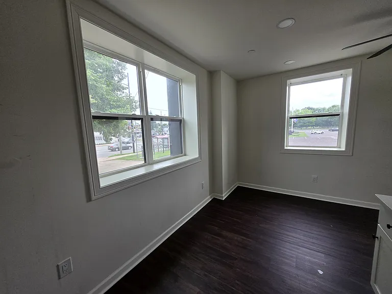 300 Market St #101 — Photo 13