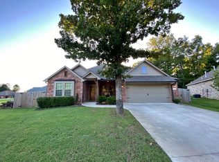 2011 N Alora Ave, Tahlequah, OK 74464