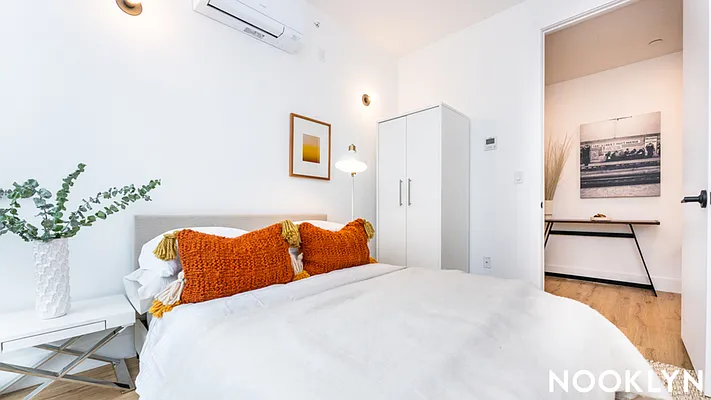 Rented by Nooklyn NYC LLC | media 11