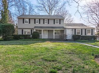 883 Park Ave, Huntington, NY 11743