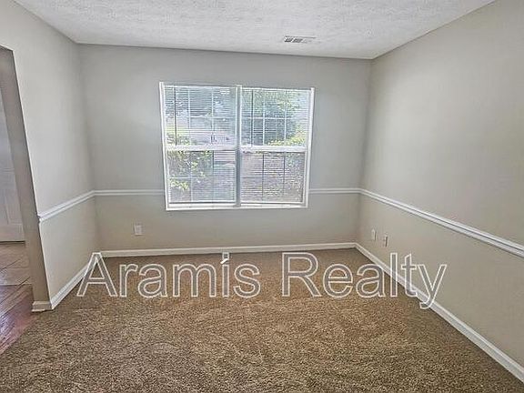 2nd image of 776 Kilkenny Cir