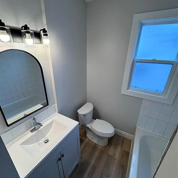 454 Vera Pl — Photo 9
