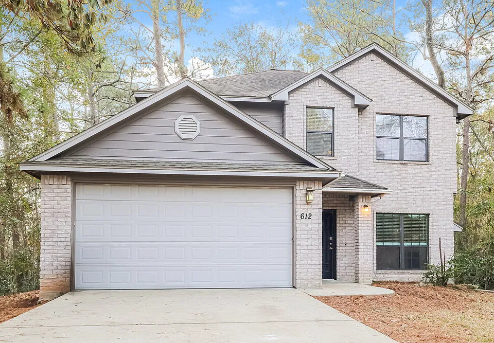 612 Spruce Dr