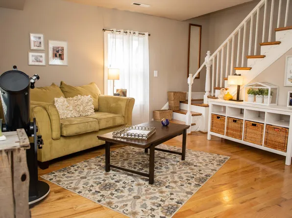 904 Page St, Charlottesville, VA 22903
