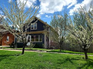 525 E 12th St, Lockport, IL 60441