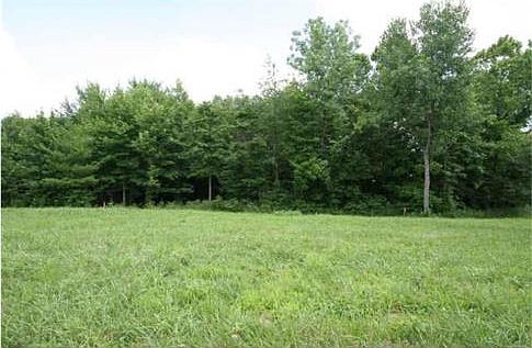 2nd image of 2 Crescent Dr