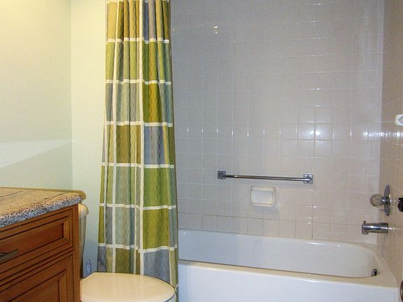 4th image of 1179 Tartan Dr