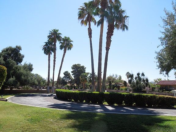 Circle drive