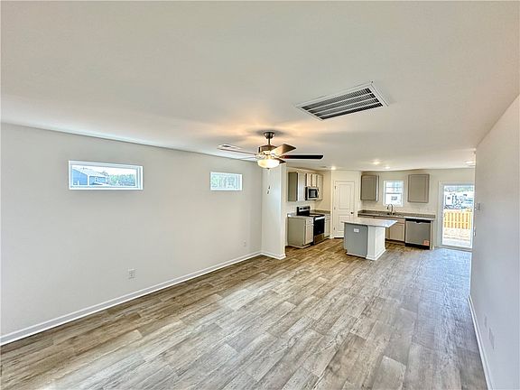 Picture is from similar Palomino plan