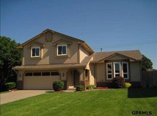 1308 Sunshine Blvd, Bellevue, NE 68123