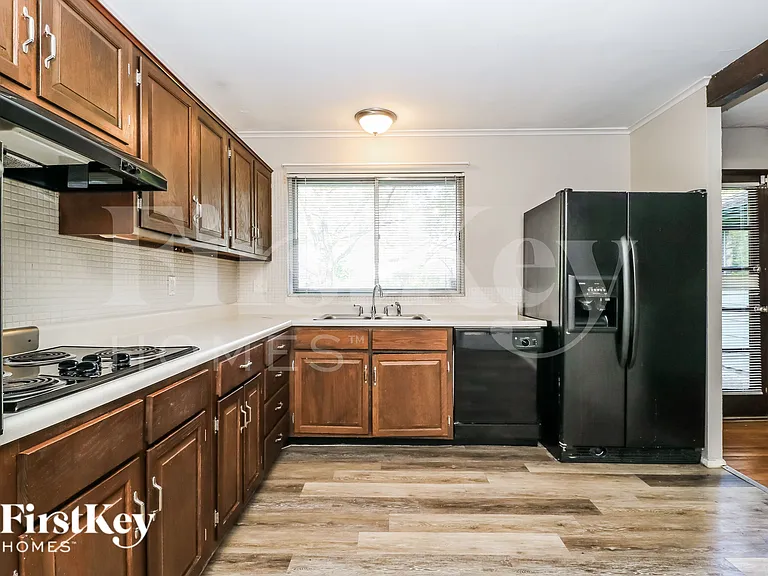 12040 Maidstone Ct — Photo 6