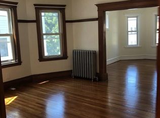 35 Iffley Rd FLOOR 2, Jamaica Plain, MA 02130