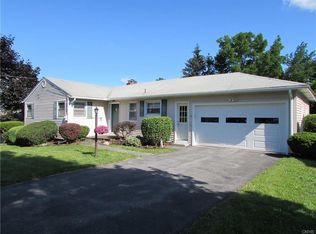 126 Richards Rd, Camillus, NY 13031