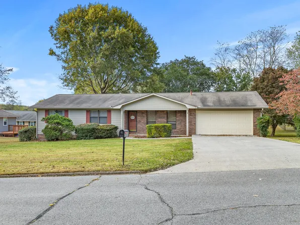 1405 Dossett St, Athens, TN 37303