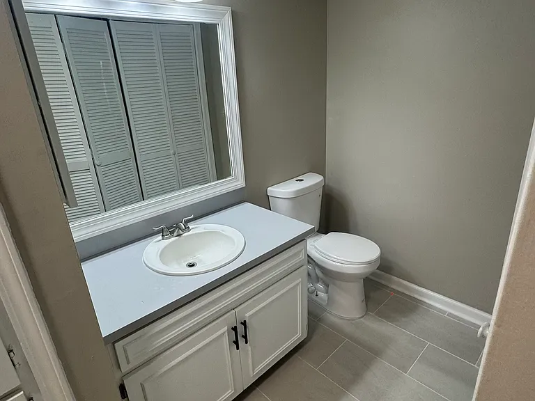 6307 Olde Towne Dr #D — Photo 7