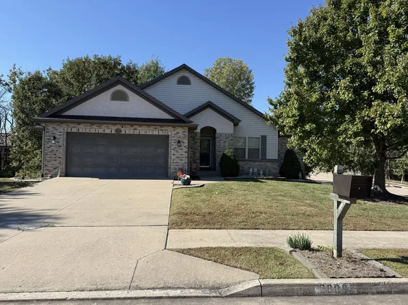 3809 Armadillo Dr, Columbia, MO 65202