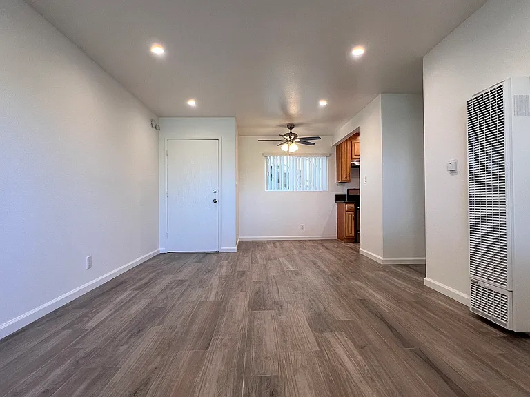 6452 Orange Ave #2 — Photo 4