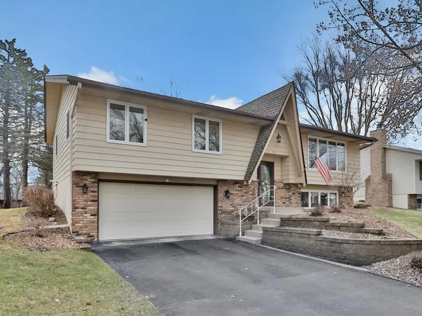 49 16th Ave SW, New Brighton, MN 55112