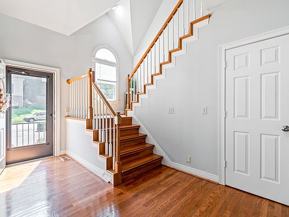 5th image of 7057 Still Spring Hollow Dr