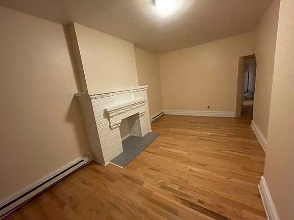 5th image of 1110 W Allen St Floor 1