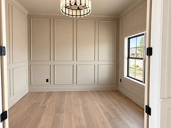 2nd image of 6124 NE Terrace Ridge Dr