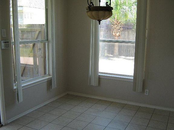 5th image of 2905 W San Gabriel St