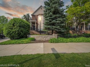 25536 Portico Ln, Novi, MI