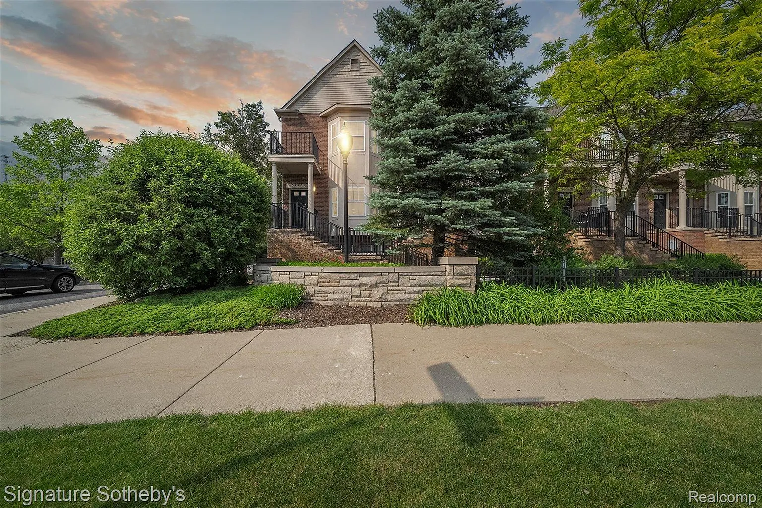 25536 Portico Ln photo 1