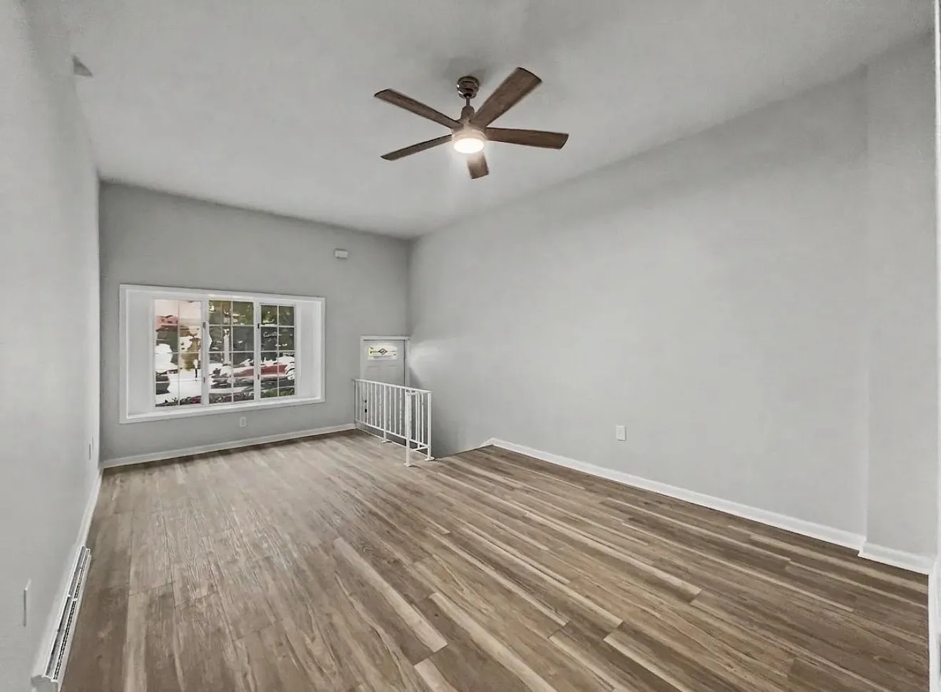 1 bed, 900 sqft, $2,200 — Photo 4