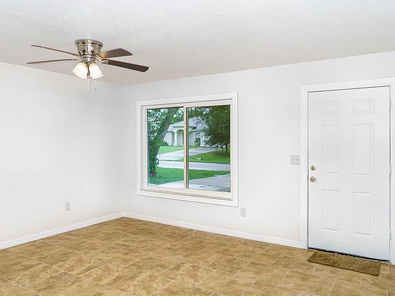 4th image of 1239 Wade St SE