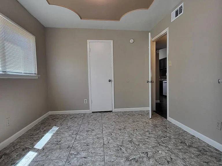1802 Frank Sinatra Pl — Photo 13