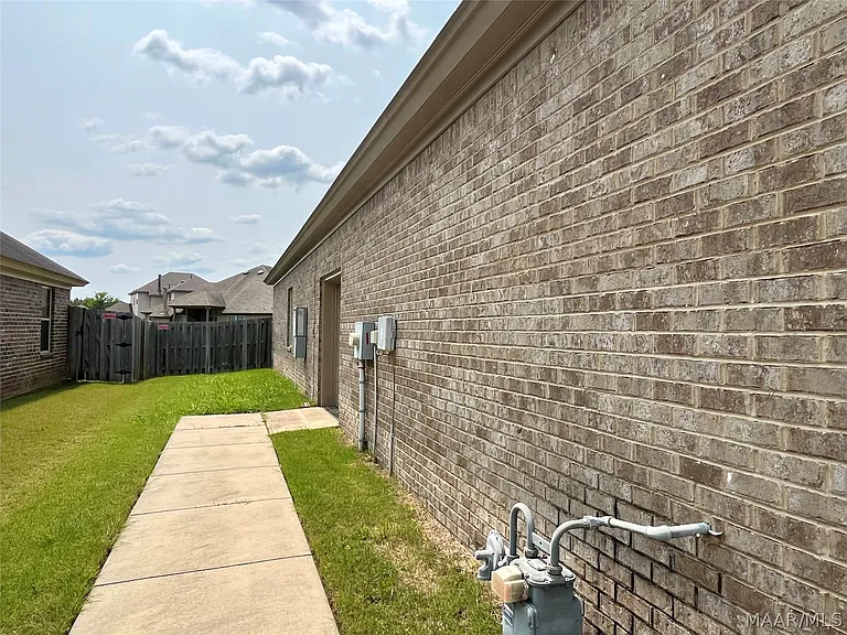 9408 Tillman Ct — Photo 47