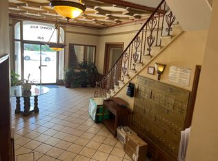 621 1/2 S Gramercy Pl #B205, Los Angeles, CA 90047