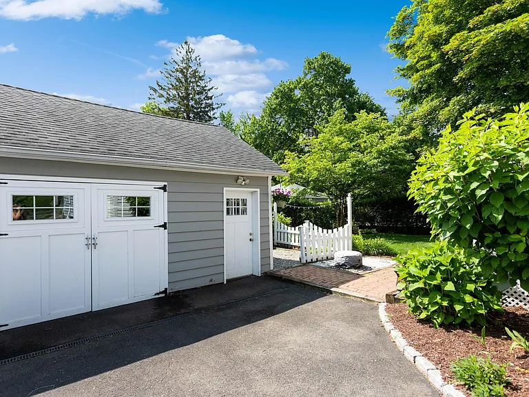 107 Marne Ave — Photo 22