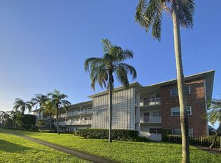 5150 10th Ave N APT 210, Saint Petersburg, FL 33710